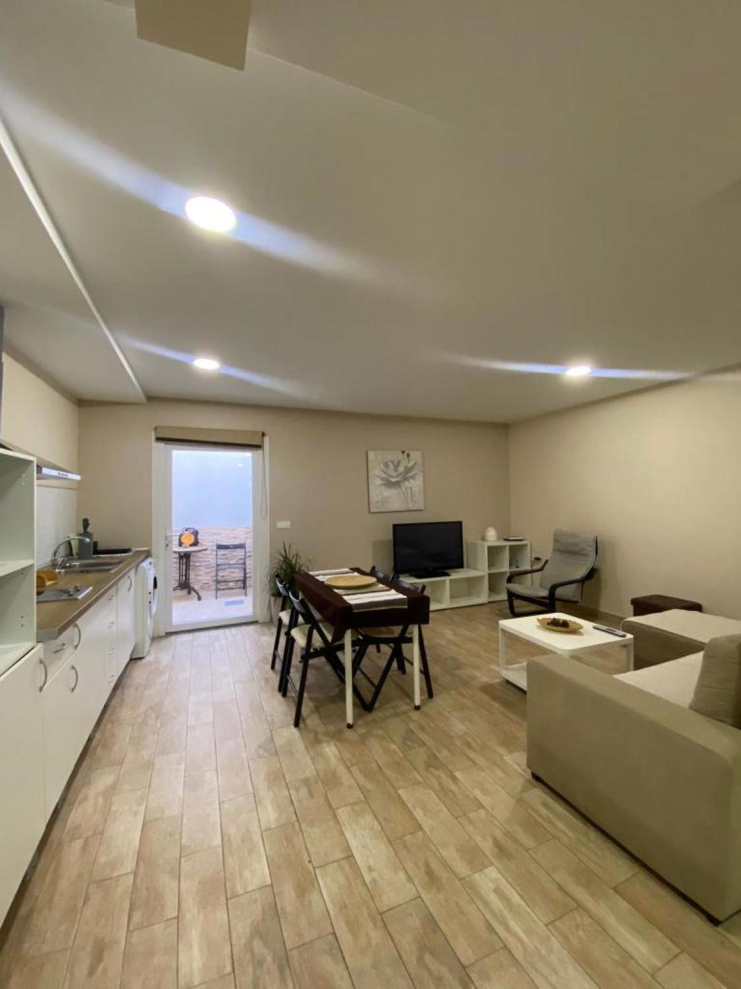 Apartamentos Albeniz 알헤시라스 외부 사진